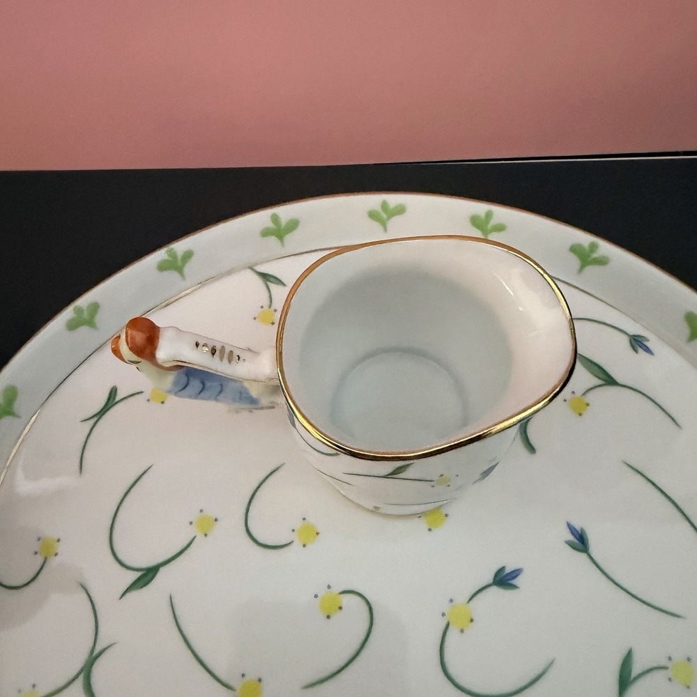 Royal Danube Peter Rabbit Tea Set Elegant Hand Painted Gilt Floral Child's Size - Picture 10 of 12